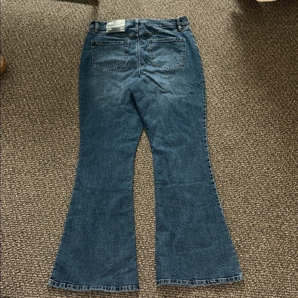 👖INC International Concepts Blue Flare Jeans Retro Style - Picture 4 of 4